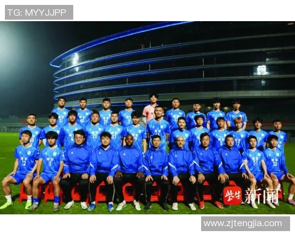 南京足球队团队协作能力提升显著取得历史新高排名引发关注