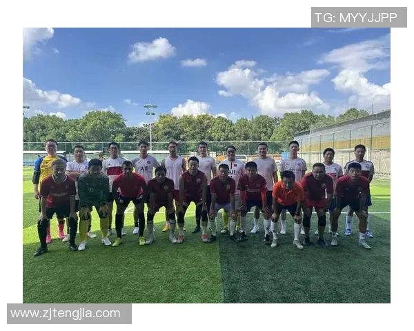 武汉足球队团队协作变革引发热议助力球队崛起与发展